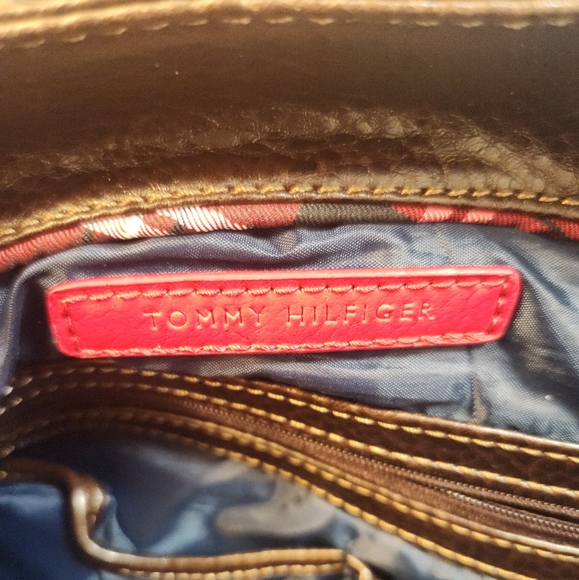 Tommy Hilfiger (1985) Women's Brown Purse Faux Leather Handbag - Picture 15 of 16